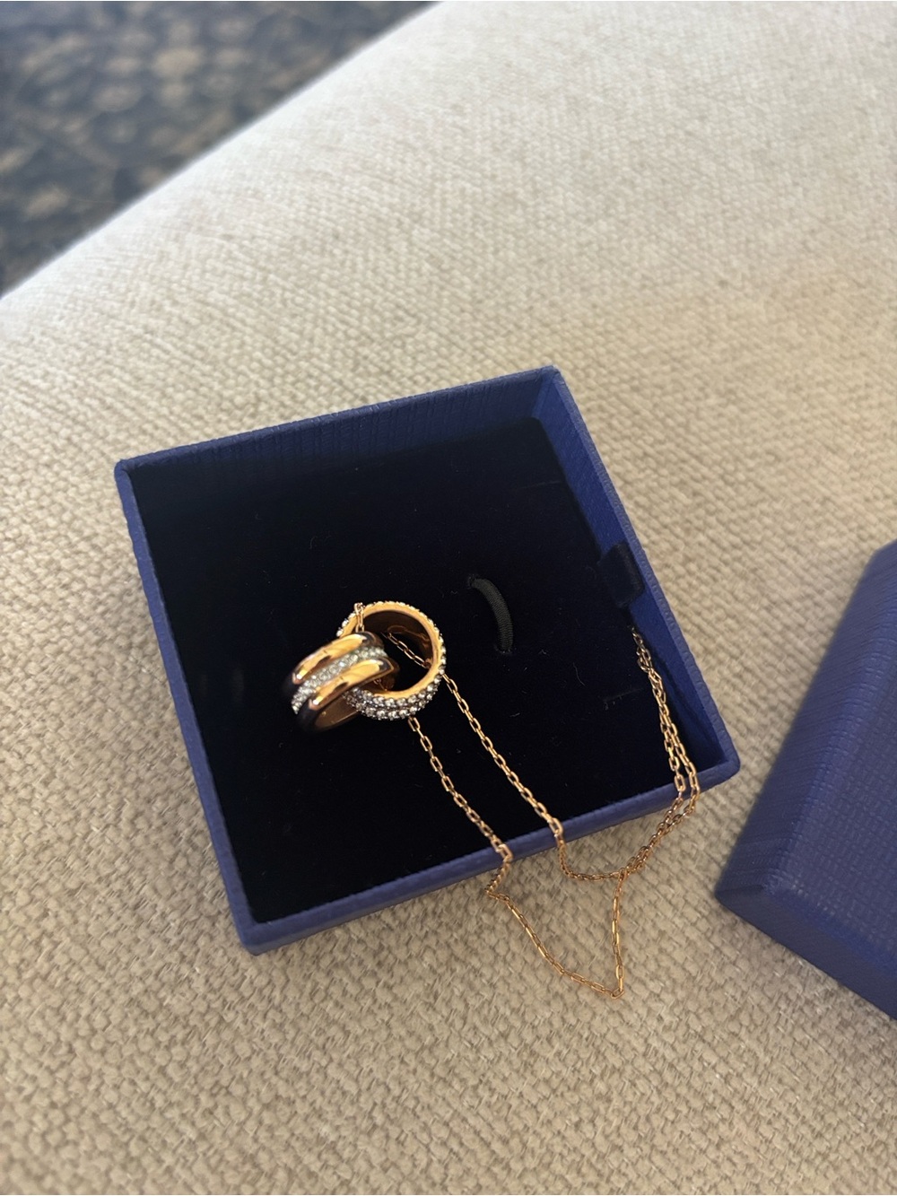 Swarovski Rose Gold Crystal Interlocking Ring Pendant Necklace - Picture 2 of 5